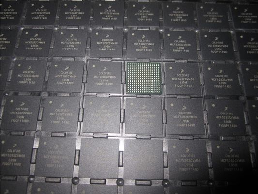 LPC2460FBD208,551 Mikrokontrolery i procesory wbudowane IC MCU FLASH Chip